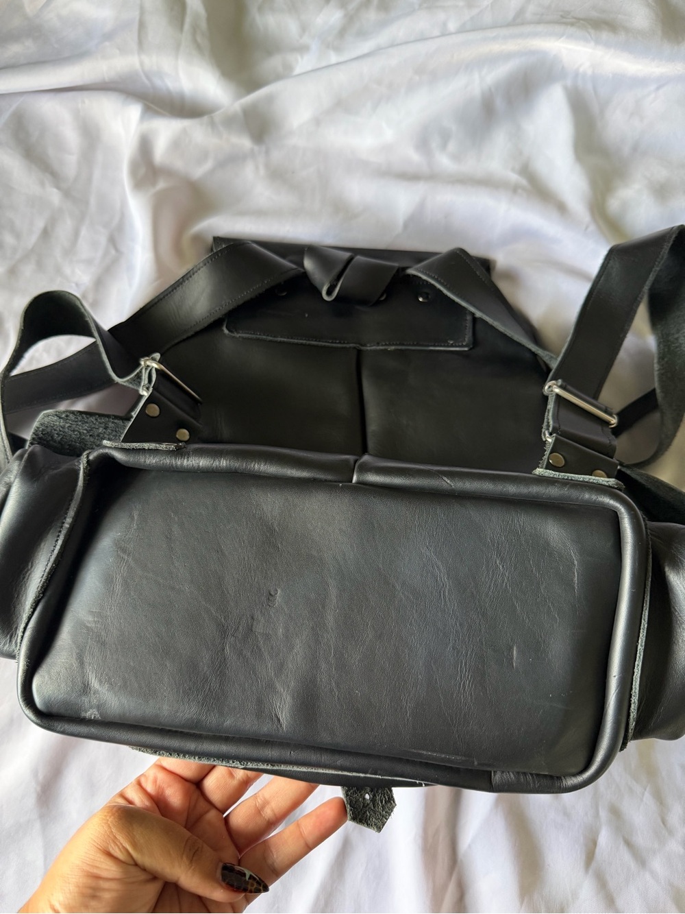 Black Leather Drawstring Backpack - Classic Utility Rucksack - Picture 3 of 9